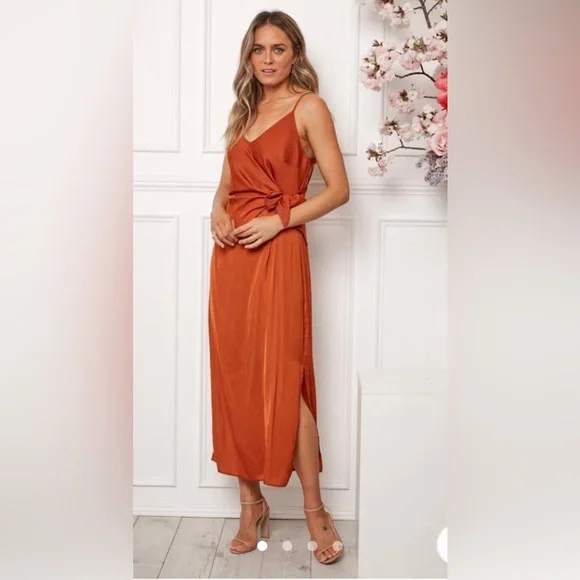 open lace back dress Sugarlips: Make A Statement Rust Orange Tiered Midi Dress – Shop the Mint main image 1